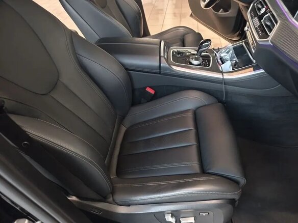 2022 BMW X5 30d IV (G05/G18), чёрный, 6500000 рублей - вид 37