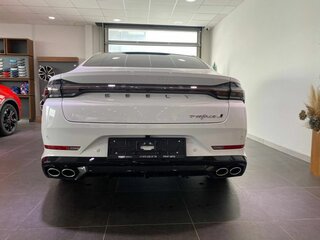 2026 Geely Preface I, белый, 3434990 рублей, вид 5