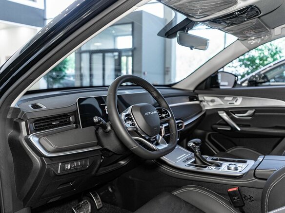 2026 Jetour X70+ I Рестайлинг, чёрный, 3099000 рублей - вид 8