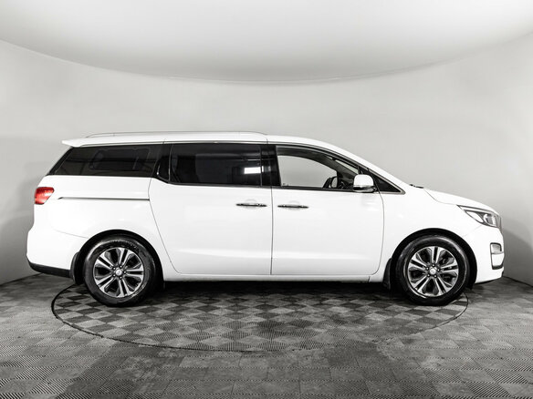 2019 Kia Carnival III, белый - вид 3