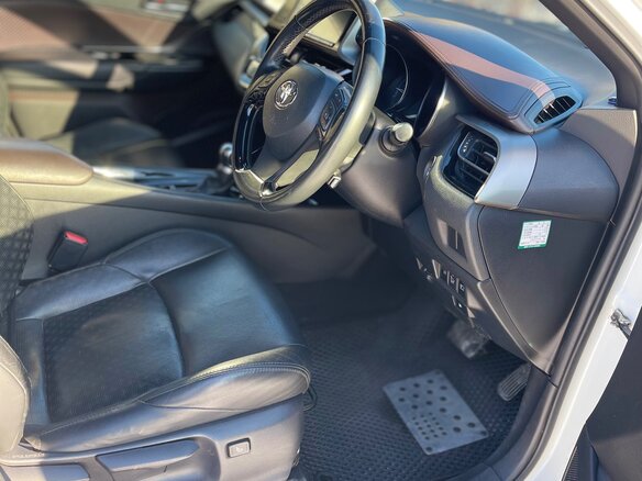 2017 Toyota C-HR I, белый, 1605000 рублей - вид 8