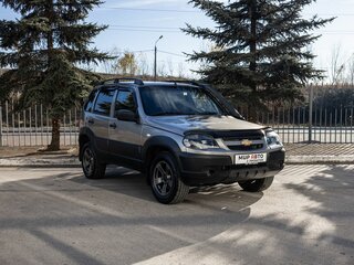 2020 Lada (ВАЗ) Niva Off-road, серый, 790000 рублей, вид 1