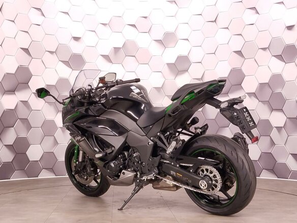 2023 Kawasaki Ninja 1000 SX, чёрный, 1229000 рублей - вид 7