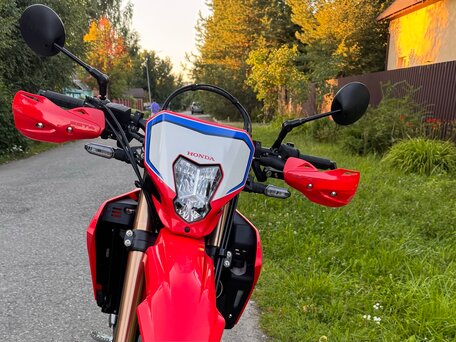 2021 Honda CRF 250L, красный, 599000 рублей, вид 3