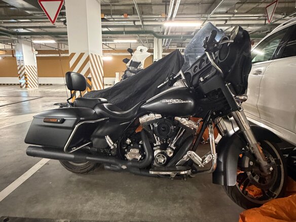 2014 Harley-Davidson Street Glide, чёрный, 1350000 рублей - вид 7