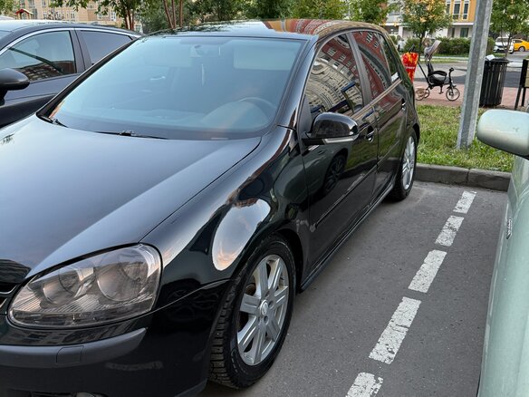 2006 Volkswagen Golf V, чёрный - вид 1