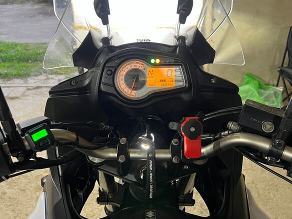 2013 Suzuki V-Strom DL 650, белый, 610000 рублей - вид 14