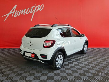 2021 Renault Sandero Stepway II Рестайлинг, белый, 1305000 рублей, вид 5