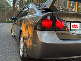 2008 Honda Civic VIII, серый, 570000 рублей, вид 3