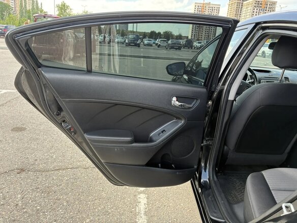 2013 Kia Cerato III, чёрный, 1065000 рублей - вид 16