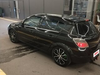 2008 Opel Astra H Рестайлинг, чёрный, 450000 рублей, вид 4