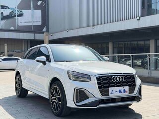 2023 Audi Q2 L 35 TFSI I Рестайлинг, белый, 1800000 рублей, вид 3
