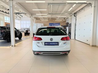 2016 Volkswagen Golf Alltrack VII, белый, 2099999 рублей, вид 5