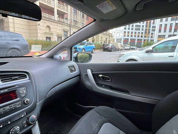 2014 Kia Ceed II, белый, 990000 рублей - вид 25