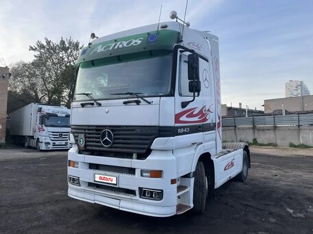 2003 Mercedes-Benz Actros, белый, 2000000 рублей, вид 1