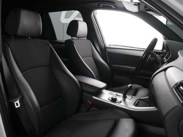 2017 BMW X3 20i xDrive II (F25) Рестайлинг, белый, 2750000 рублей - вид 11
