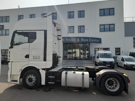 2022 MAN TGX, белый, 10990000 рублей, вид 4