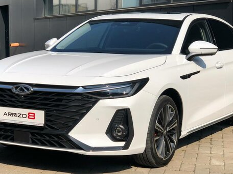 Chery Arrizo 8