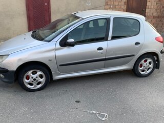 2000 Peugeot 206, серебристый, 99000 рублей, вид 2
