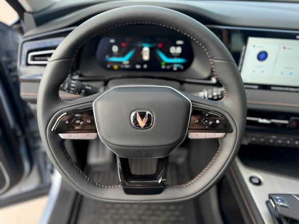 2026 Changan CS75 Pro, чёрный, 3055000 рублей - вид 5