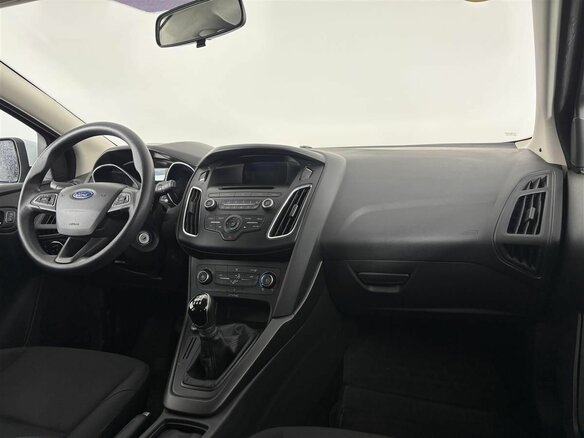2017 Ford Focus III Рестайлинг, белый, 1025000 рублей - вид 9