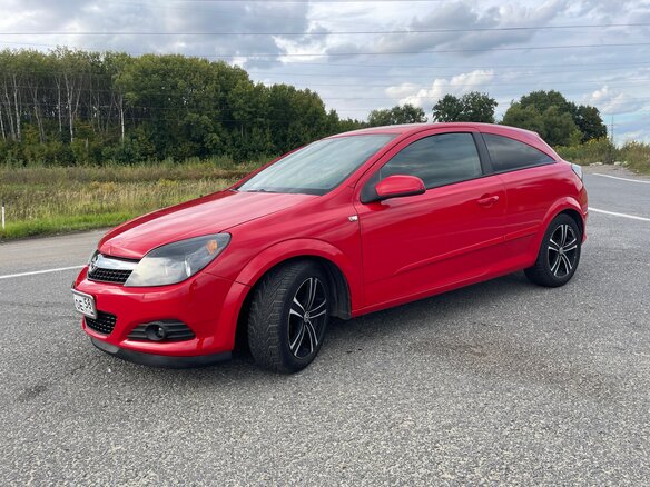 2008 Opel Astra GTC H Рестайлинг, красный - вид 3