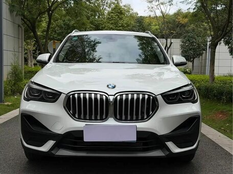 2022 BMW X1 Long 20Li sDrive II (F48) Рестайлинг, белый, 2250000 рублей, вид 2