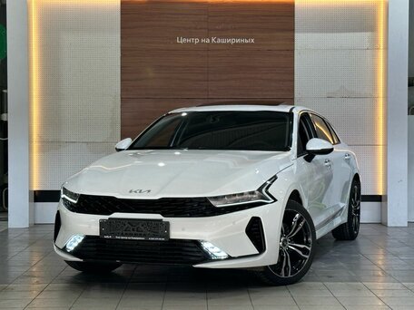 Kia K5 III
