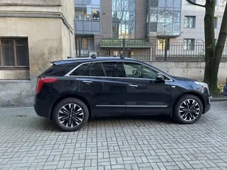 2016 Cadillac XT5 I, чёрный, 2600000 рублей, вид 3