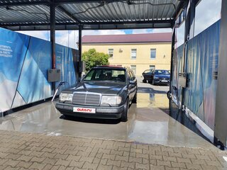 1986 Mercedes-Benz W124 300, серый, 315000 рублей, вид 1