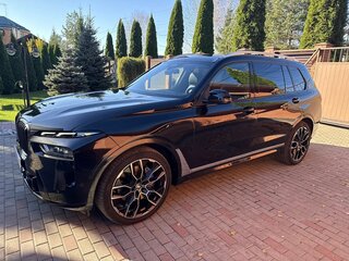 2023 BMW X7 40i I (G07) Рестайлинг, чёрный, 11200000 рублей, вид 5