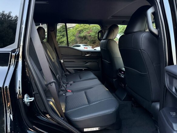 2026 Toyota Land Cruiser Prado 250 Series, чёрный, 7500000 рублей - вид 26