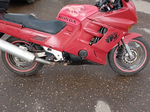 1995 Honda CBR 1000F, красный, 230000 рублей - вид 2