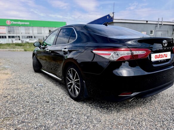 2018 Toyota Camry VIII (XV70), чёрный, 3320000 рублей - вид 5