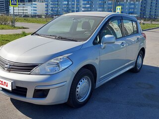 2012 Nissan Tiida I Рестайлинг, серебристый, 1050000 рублей, вид 2