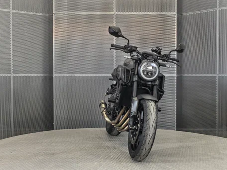 2023 Honda CB 650R, чёрный, 985000 рублей, вид 3