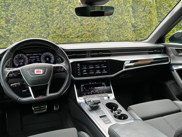 2020 Audi A6 40 TDI V (C8), чёрный, 4200000 рублей - вид 4