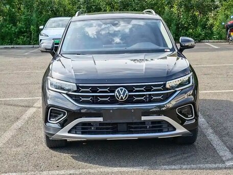 2023 Volkswagen Tayron I Рестайлинг, серый, 2520000 рублей, вид 2