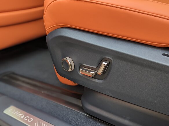 2026 Lynk & Co 900, серебристый, 7670000 рублей - вид 18