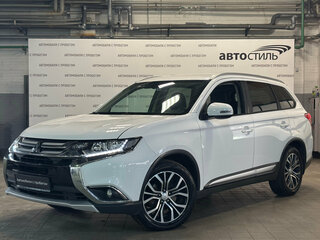 2017 Mitsubishi Outlander III Рестайлинг 2, белый, 1649000 рублей, вид 1