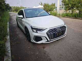 2023 Audi A3 35 TFSI Long IV (8Y), белый, 1550000 рублей, вид 1