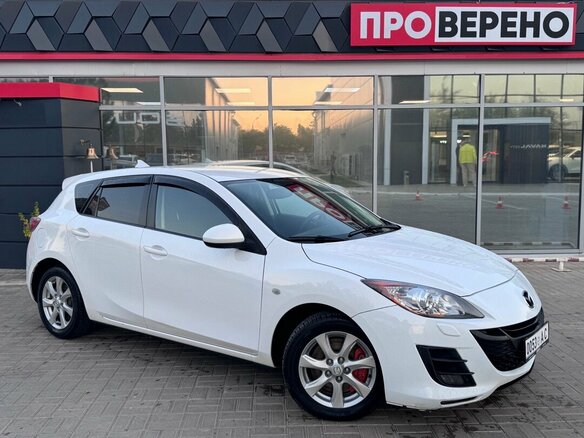 2011 Mazda 3 II (BL) Рестайлинг, белый, 769900 рублей