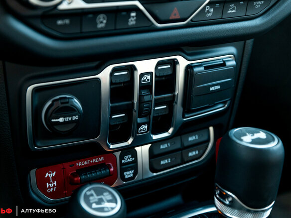 2025 Jeep Wrangler IV (JL) Рестайлинг, серый, 8850000 рублей - вид 8