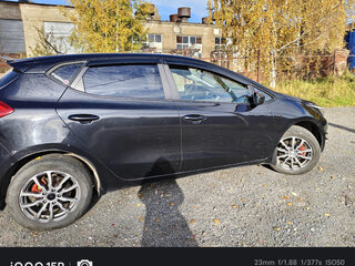 2013 Kia Ceed II, чёрный, 650000 рублей, вид 3