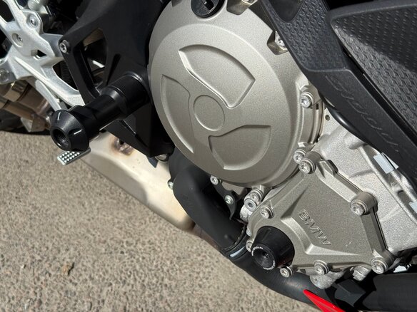 2018 BMW S 1000 R, красный, 1200000 рублей - вид 3