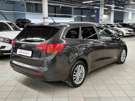 2014 Kia Ceed II, серый, 977000 рублей, вид 3