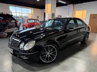 2008 Mercedes-Benz E-Класс 230 III (W211, S211) Рестайлинг, чёрный, 1490000 рублей, вид 1