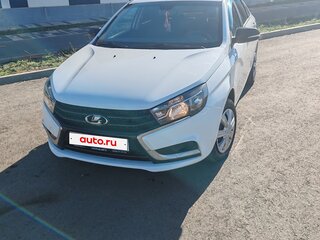 2017 Lada (ВАЗ) Vesta I, белый, 745000 рублей, вид 2