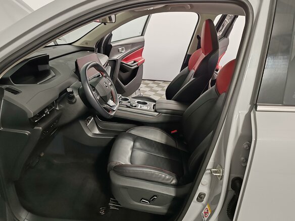 2024 Changan UNI-S I, серый, 1755000 рублей - вид 12