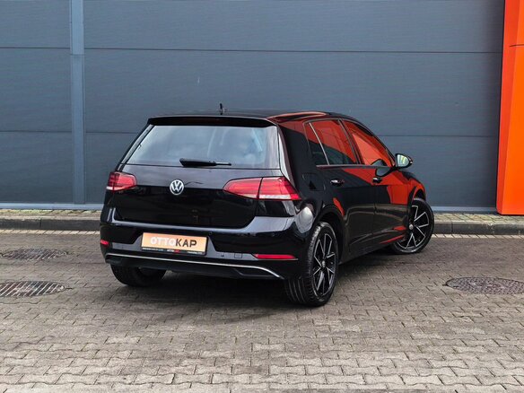 2019 Volkswagen Golf VII Рестайлинг, чёрный, 1779000 рублей - вид 3